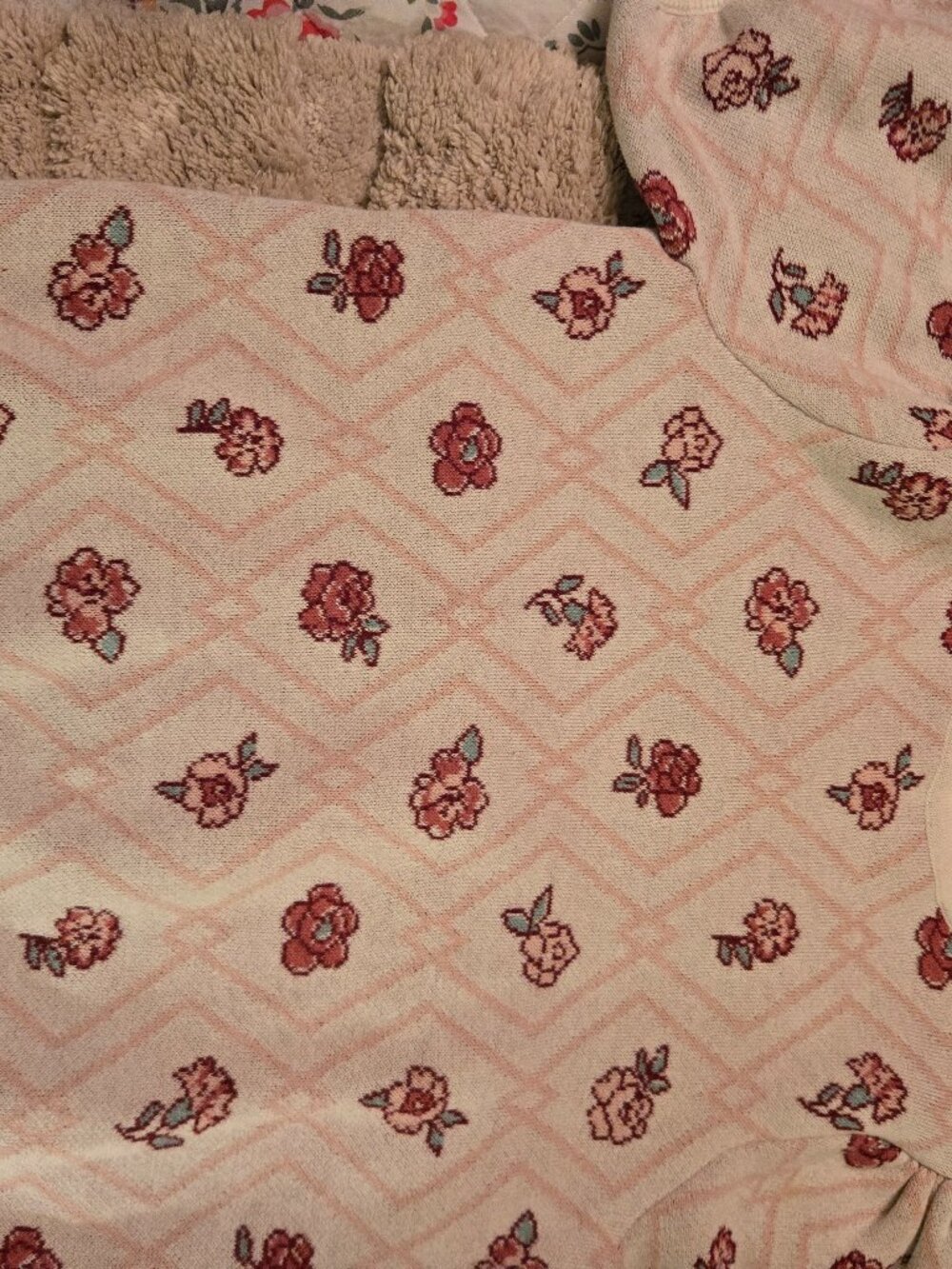ROSE LATTICE SWEATER JANIE AND JACK SIZE 12